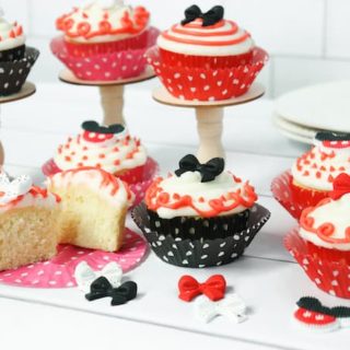 Minnie Mouse Cupcakes 