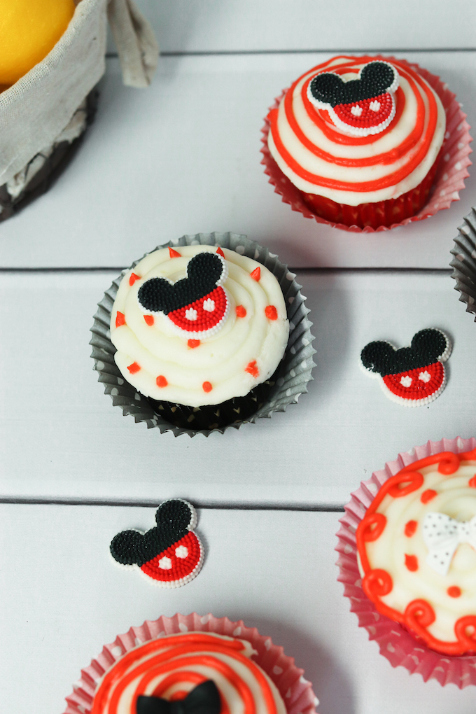 Minnie Mouse buttercream Cupcakes