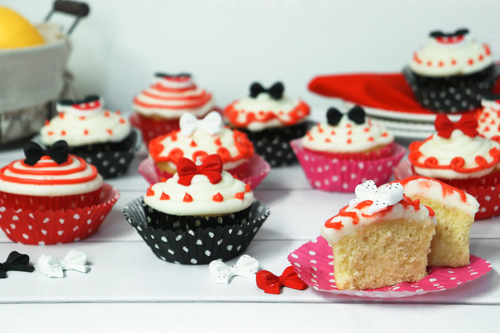 Minnie Mouse Cupcakes Minnie Mouse cake easy