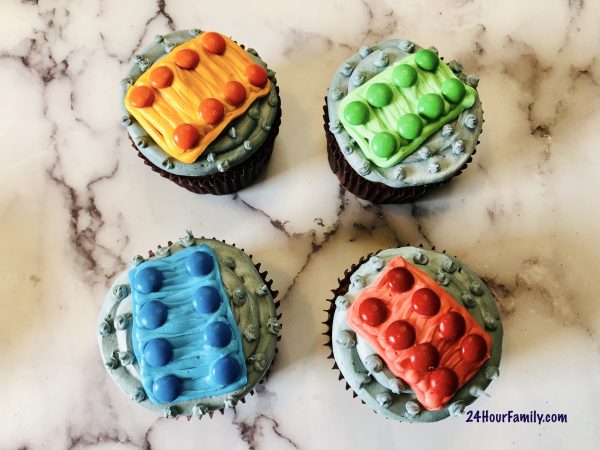 Four colors of Lego Cupcakes to make with M&M's