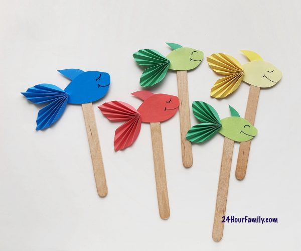 dr Seuss one fish two fish red fish blue fish craft for kids