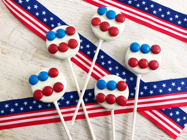 flag oreo pops using m and m's