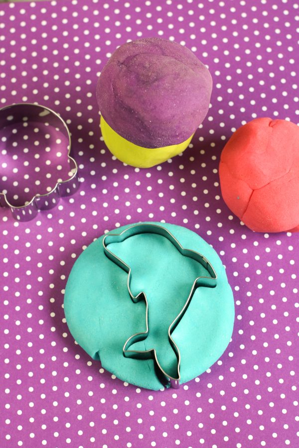 playdough make and cut out shapes perfect for preschool