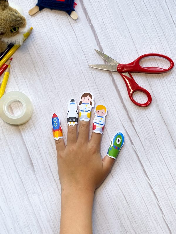 free outer space finger puppets printable for kids