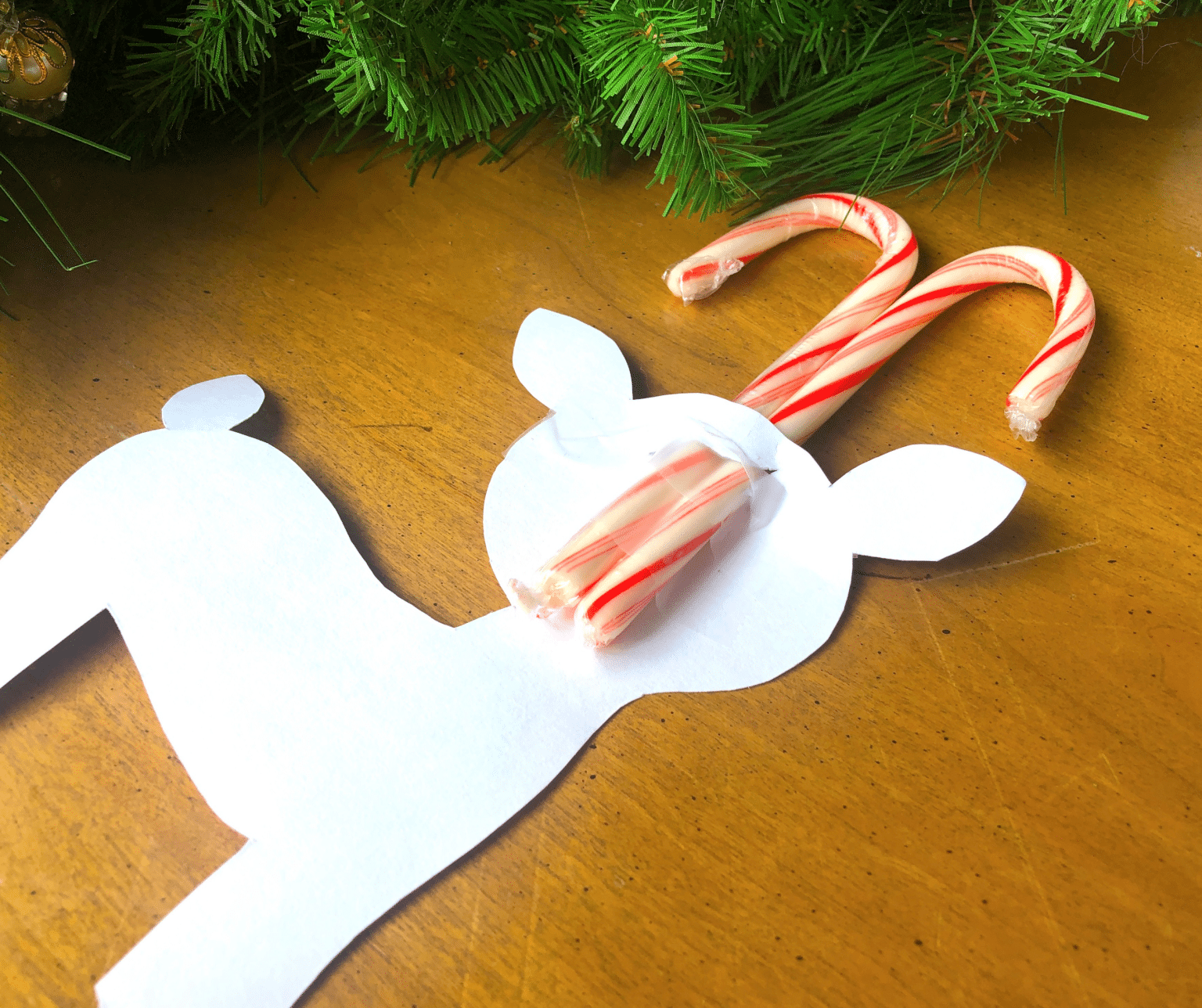 Printable Candy Cane Holder and Gift Tags - 24hourfamily.com