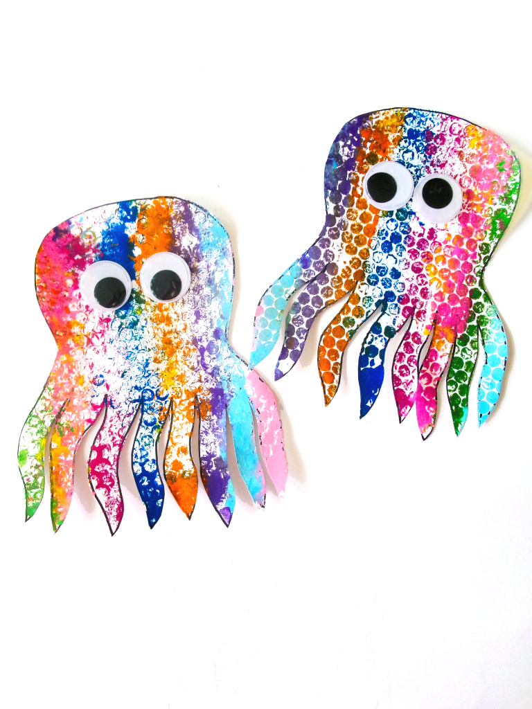 Octopus Craft Using Bubble Wrap (Free Octopus Template) - 24hourfamily.com