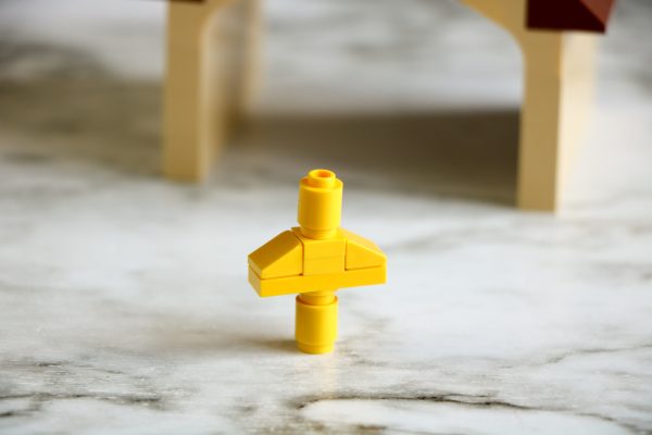 how to build a simple lego nativity scene with a lego manger, a lego stable to hold baby Jesus and a Lego baby Jesus
