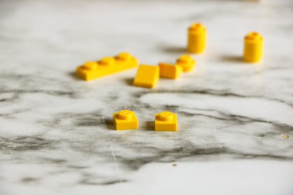 how to build a simple lego nativity scene with a lego manger, a lego stable to hold baby Jesus and a Lego baby Jesus