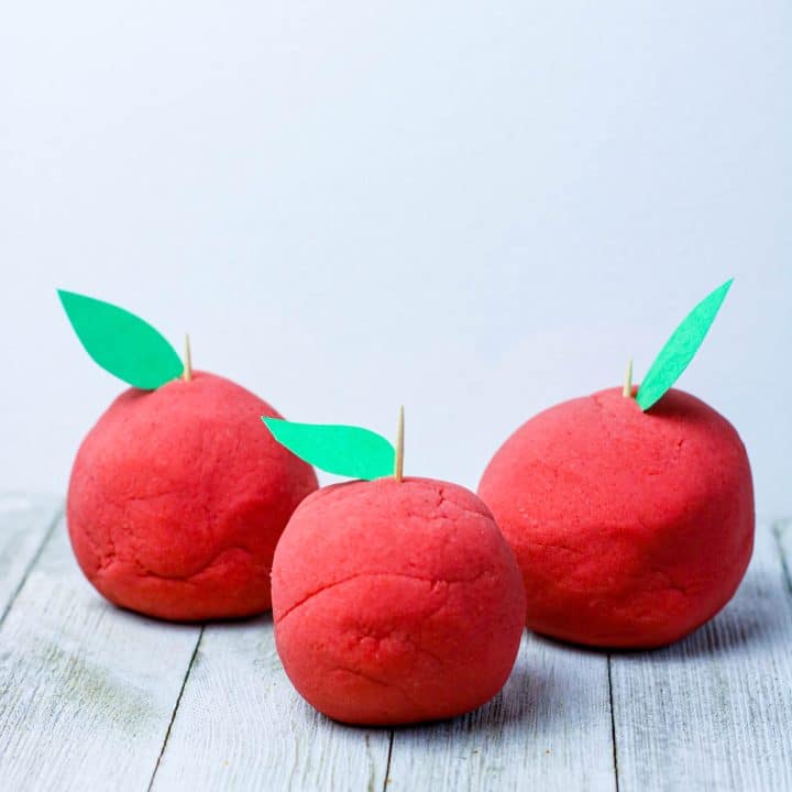 apple scented playdough recipe