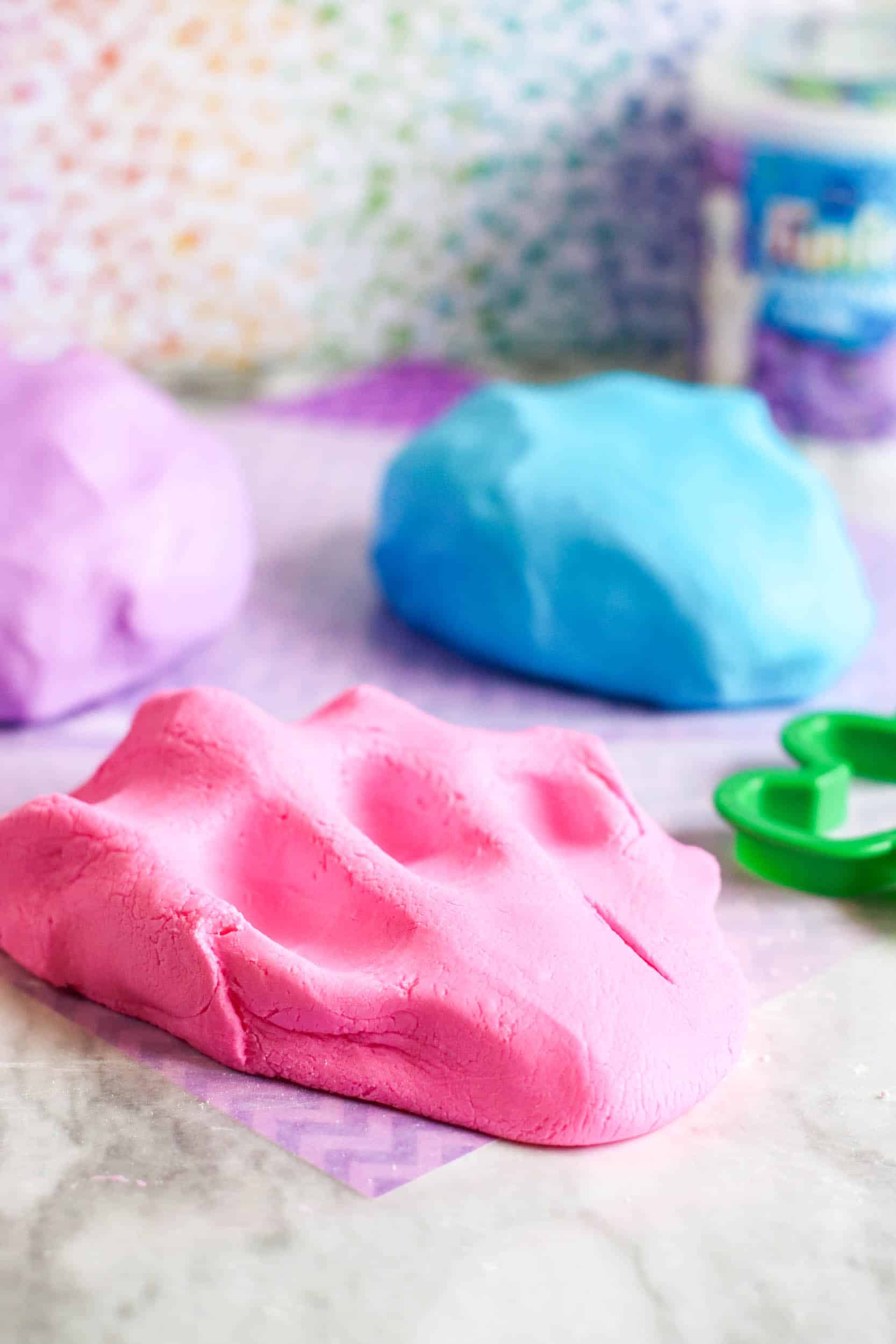 How to Make Edible Playdough with Frosting