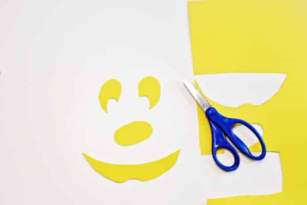 supplies needed to make a mickey mouse paper plate craft paper plates, scissors, take, pencils mickey mouse face template