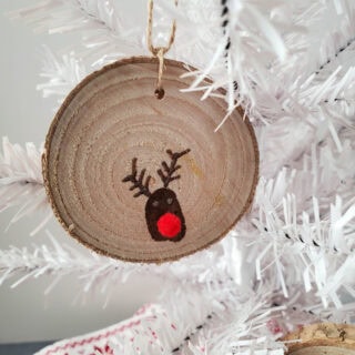 How to Make A Rudolph Fingerprint Christmas Ornament