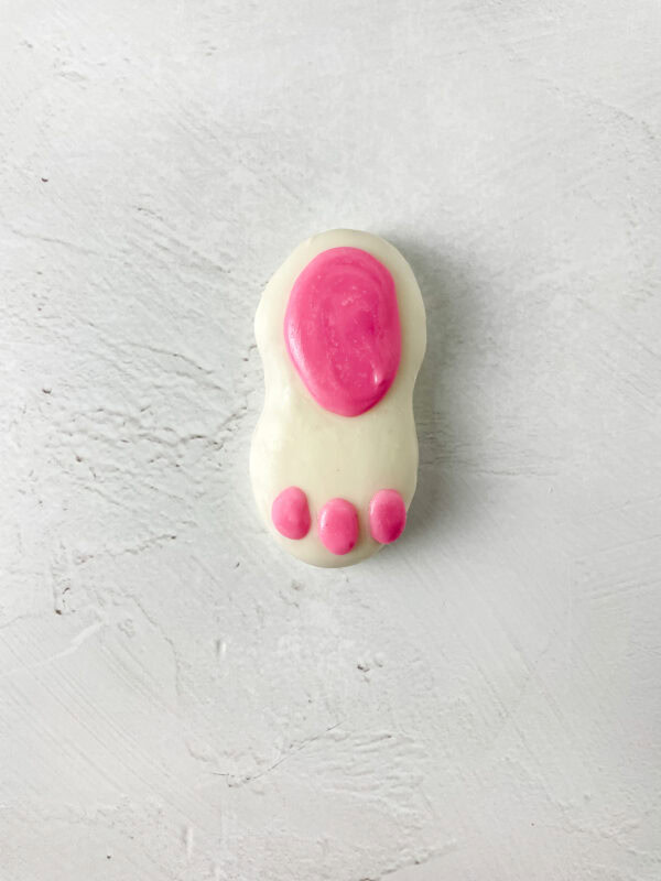 Easter egg hunt treats, colorful Easter snacks, creative Easter desserts, pastel cookies