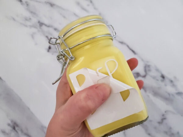 Cricut Easter DIY vinyl, DIY bunny mason jar, Easter mug and jar decals, DIY Cricut Easter projects, Cricut Easter craft ideas