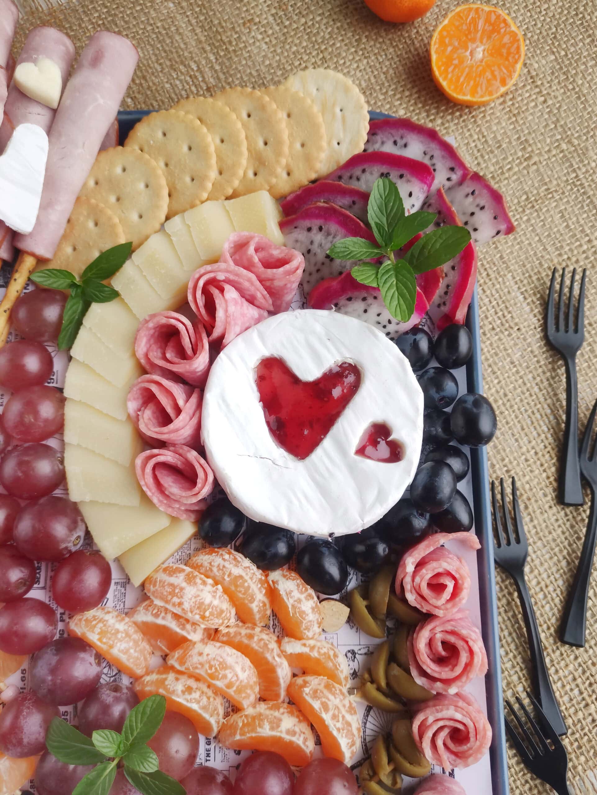 How to Make a Valentine’s Day Charcuterie Board