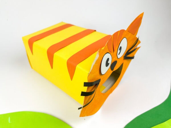 Angled view of striped cat Valentine box