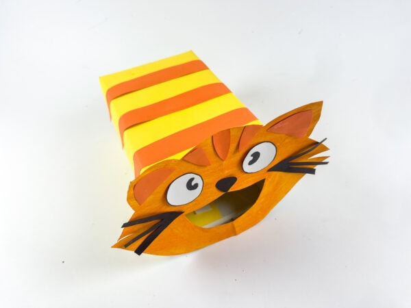 Finished cat Valentine box on white background