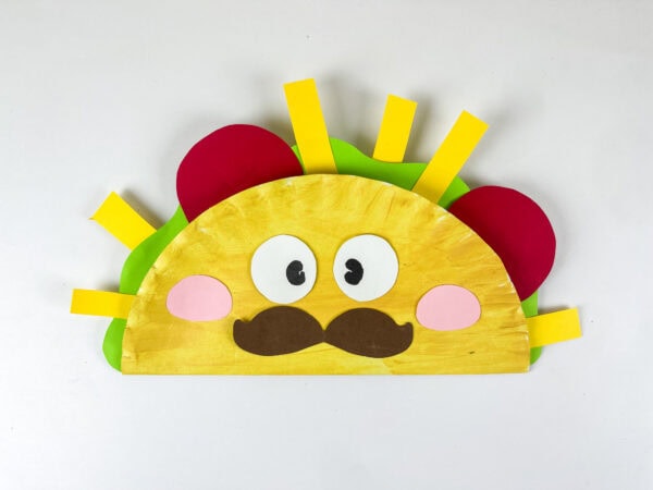 Finished taco paper plate craft with face