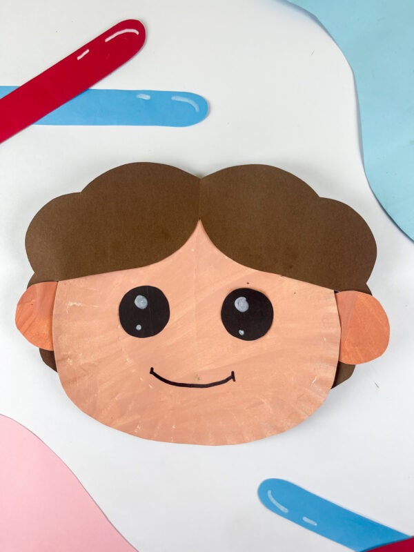 Han Solo paper plate craft centered on background