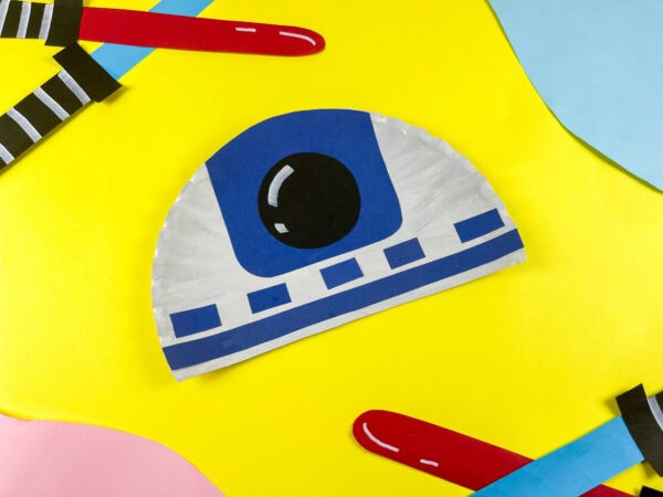 R2-D2 paper plate craft on colorful background