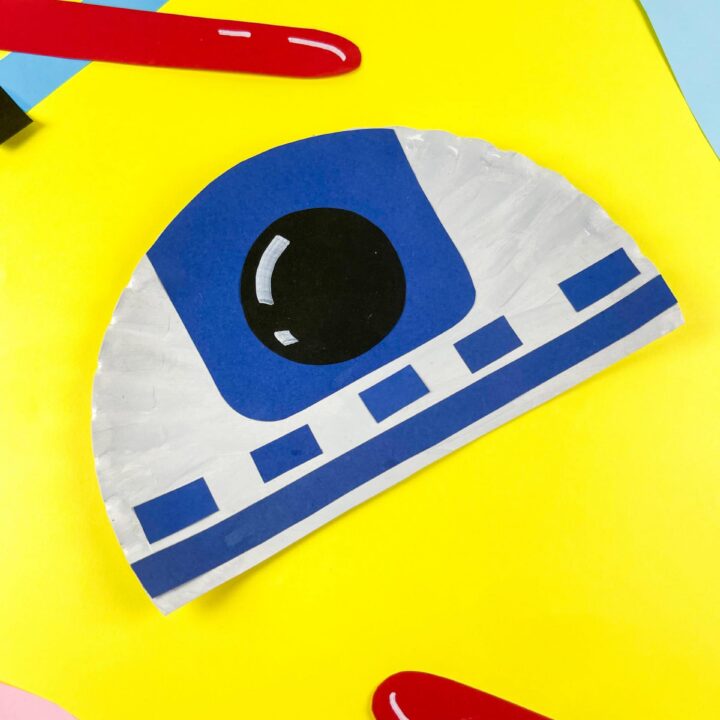 R2-D2 Paper Plate Craft