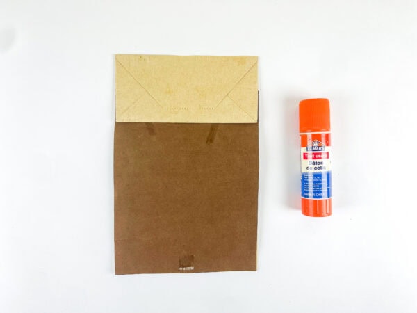 Paper bag with folded face section