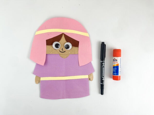 Draw Sarah's face