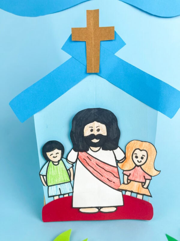 Close-up of the finished Jesus Loves the Little Children craft